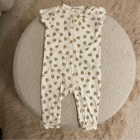 Wilson + Frenchy - Organic Zipsuit Romper, Gracie - Picture 5 of 5